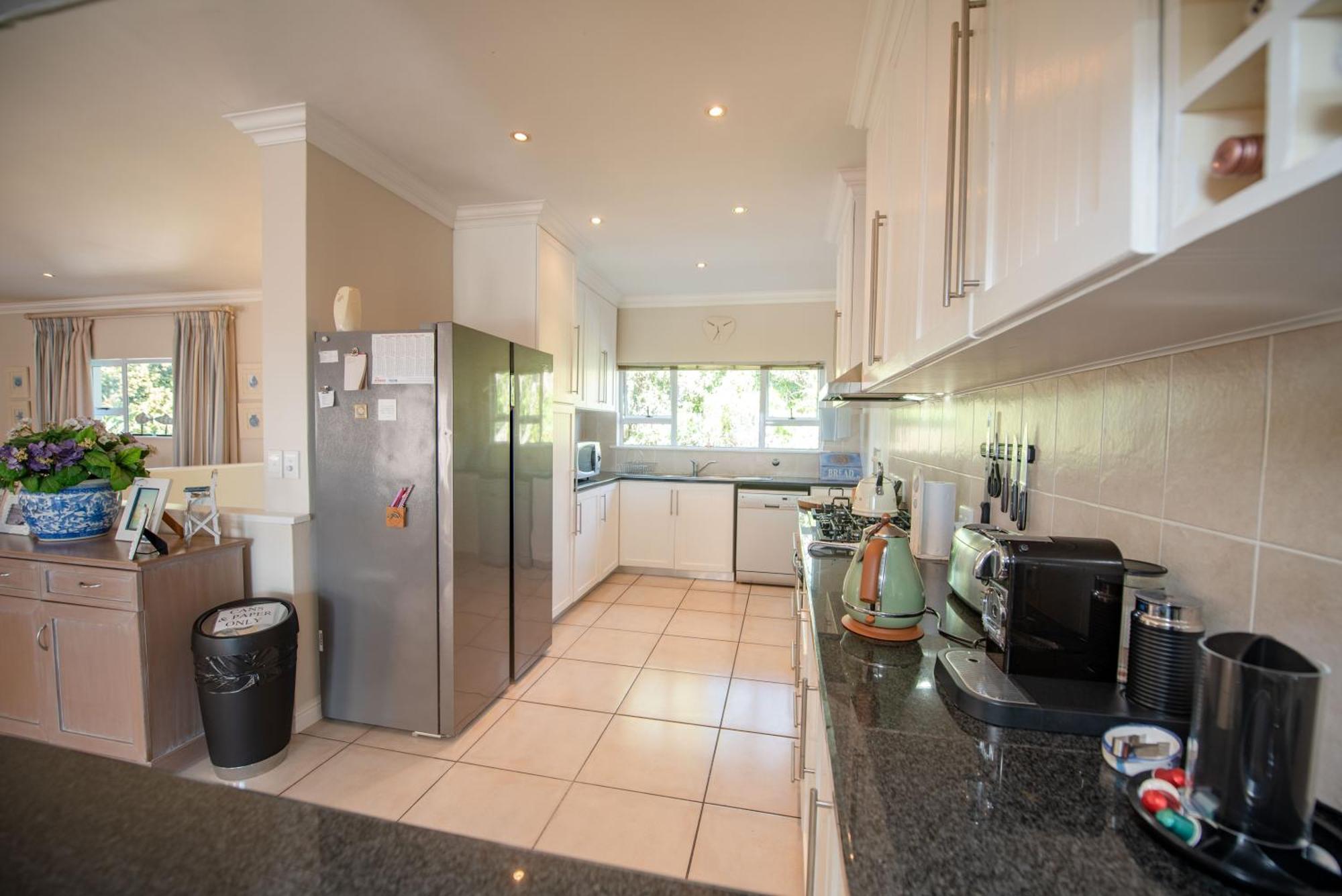 פלטנברג ביי Lovely 2 Bedroom Rental Unit With Exquisite Views מראה חיצוני תמונה